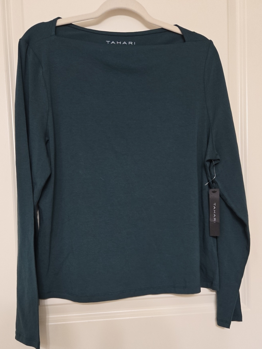 Tahari Long-Sleeve Boatneck Top in Teal Green
